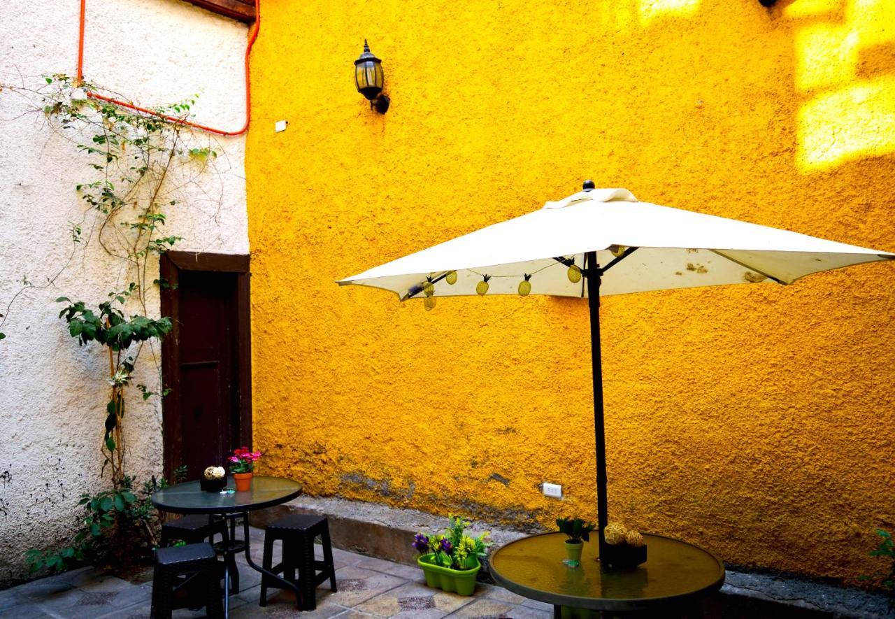 Santiago Backpackers Hostel Exterior photo